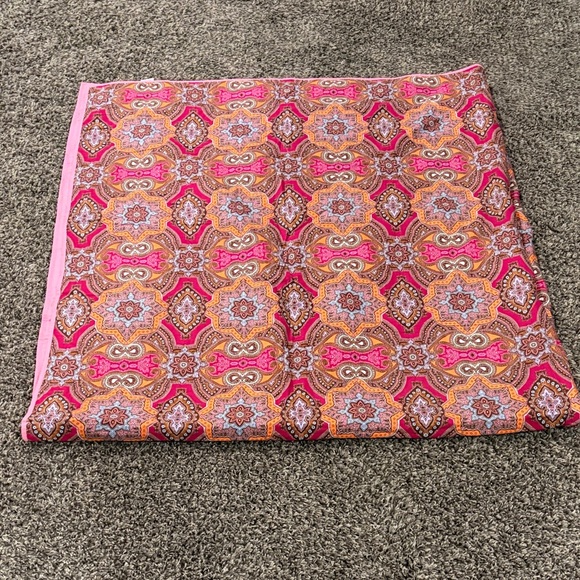 Other - Vibrant Pink and Orange Patterned Blanket
